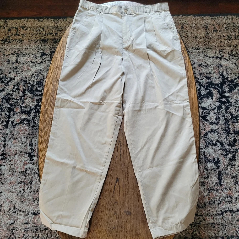 White Stag Tan Classic Twill Pleated Front Khaki Pants Size Women 16 Petite NEW